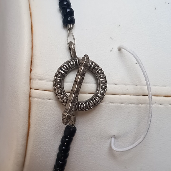 Statement beaded necklace - Picture 4 of 7